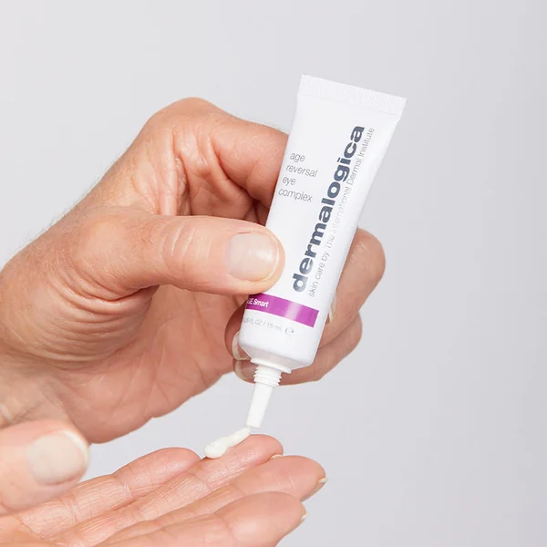 age reversal eye complex | crème contour des yeux raffermissante au rétinol