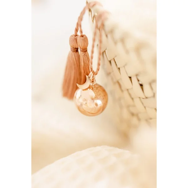 Bola de grossesse charm lune TALISMAN - cordon de soie