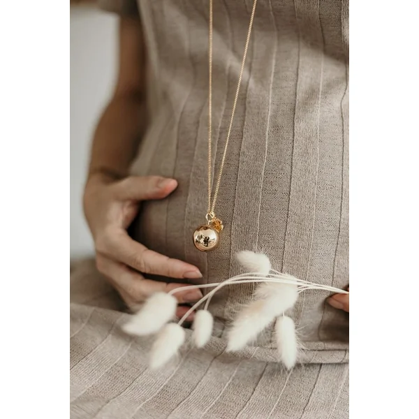 Bola de grossesse charm trefle TALISMAN - cordon de soie