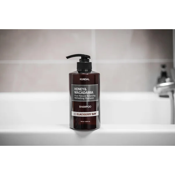 Kundal Honey & Macadamia Pure Natural Balancing Refreshing Shampoo 500ml #BLACKBERRY BAY