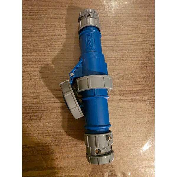 Lot connecteurs industriels MENNEKES – Mâle + Femelle – IP67 – 16A, 6h Type 3860