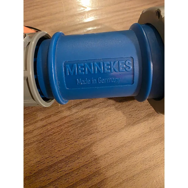 Lot connecteurs industriels MENNEKES – Mâle + Femelle – IP67 – 16A, 6h Type 3860