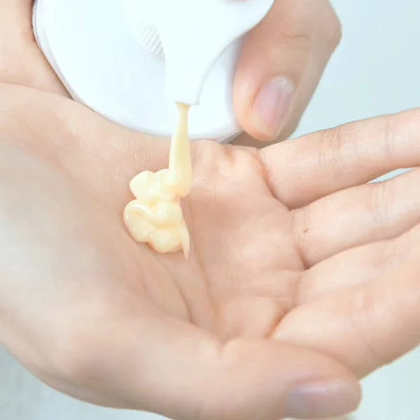 Offre Découverte : 3 Laits Corps + Baume à Lèvres + Gant Exfoliant Offert