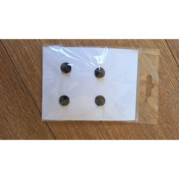 Pins pin badge pin's neutrogena produit de beauté blouse produit marque