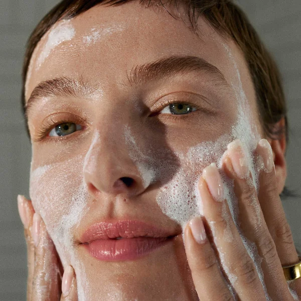 poudre exfoliante Daily Microfoliant | Exfoliant visage doux quotidien best seller